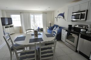 suite kitchen with nautical theme
