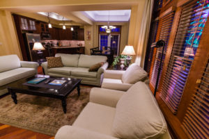 promenade living room